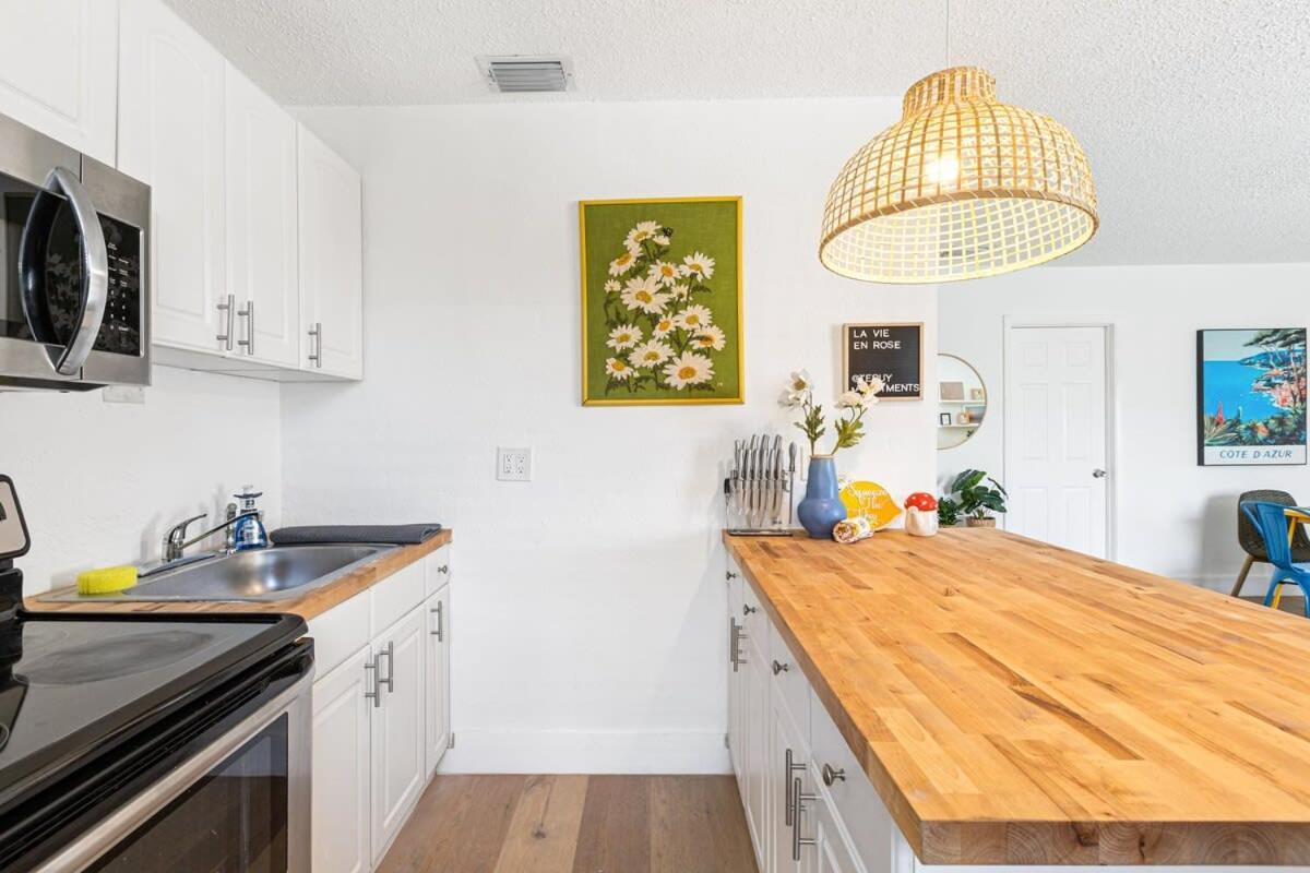 Lovely 2 Bedroom Condo In Sailboat Bend Fort Lauderdale Exterior foto
